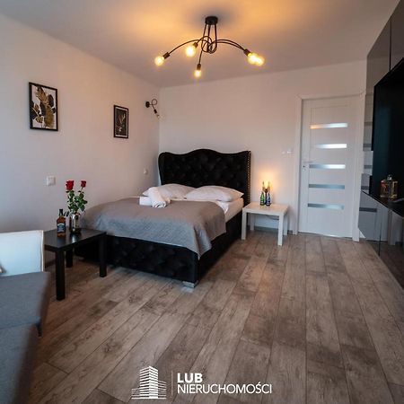 מילץ' Apartament Nero מראה חיצוני תמונה